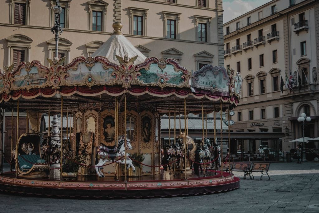 the carousel in piazza della republicca