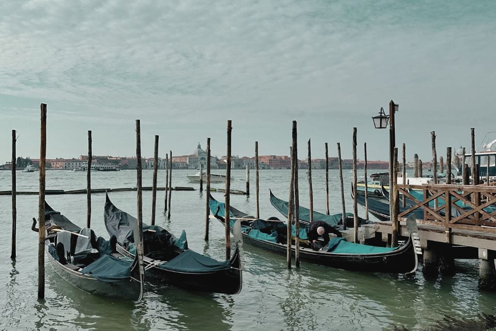 gondolas lined up