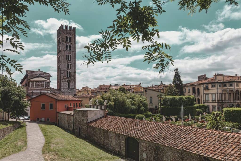 lucca