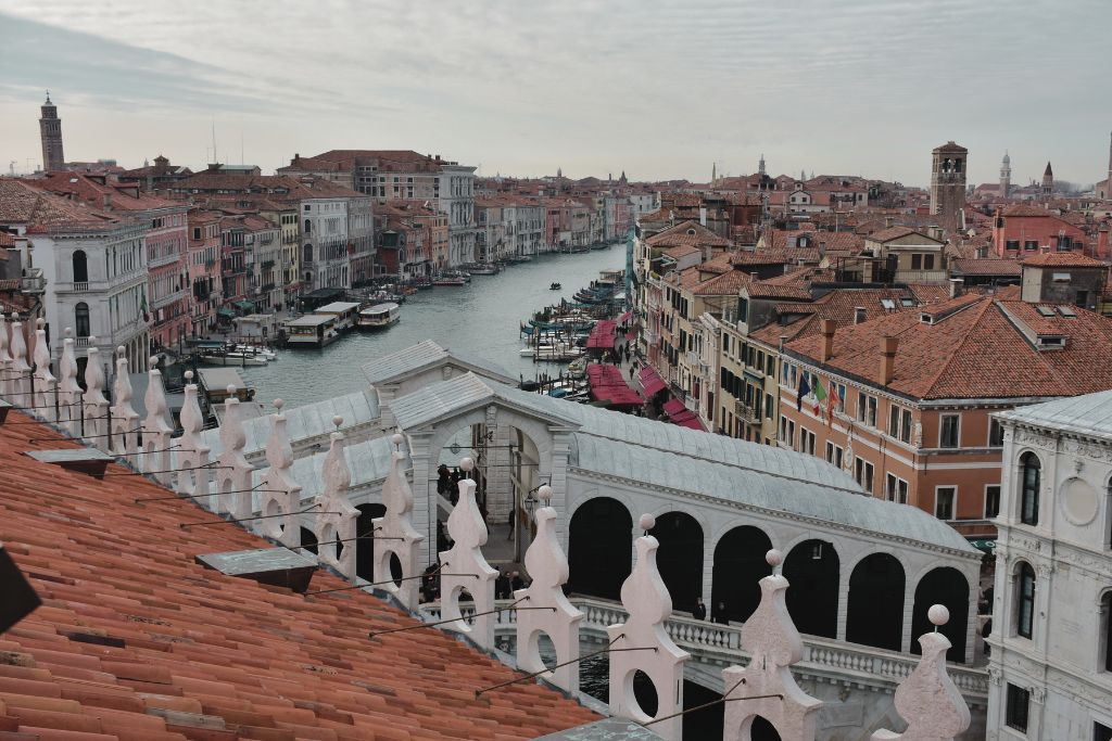 view from rooftop terrace of fondaco dei tedeschi